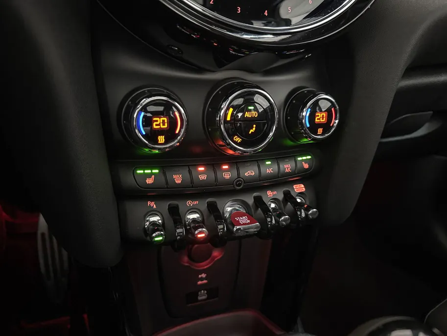 MINI Cooper 3-deurs 2.0 John Cooper Works JCW Pack