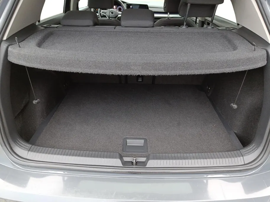 Volkswagen Golf 1.5 eTSI R-Line Business | Airco (automatisch) | Apple Carplay/Android Auto