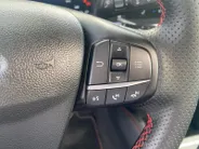 Ford Focus Wagon 1.0 EcoBoost Hybrid ST Line X |Winterpack | Driver Assistancepack | Afn. Trekhaak | Panoramadak | Adaptive Cruisecontrol | Dodehoekdetectie | Camera | 17' Lichtmetaal | B&O Audio |