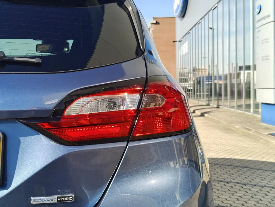 Ford Fiesta 1.0 EcoBoost Hybrid ST-Line 125 pk | WINTER PACK | APPLE CARPLAY ANDROID AUTO