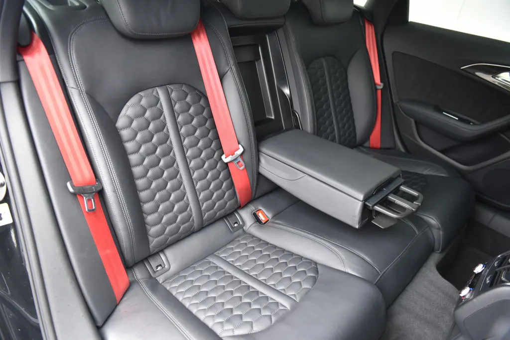Audi RS6 Avant 4.0 TFSI Quattro Performance Pro Line Plus
