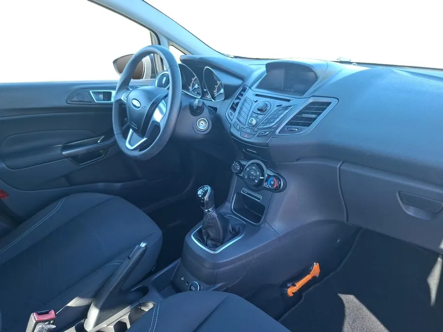Ford Fiesta 1.0 Style | D-Riem al vervangen | Navigatie | Lichtmetalen velgen  Bluetooth | Airco | Start/stop | Nieuwe APK | 12maanden BOVAG Garantie |