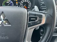Mitsubishi Outlander 2.4 PHEV Pure+ | Automaat | Keyless start | Keyless entry | Stoel Verwarming | Trekhaak | Cruise control |