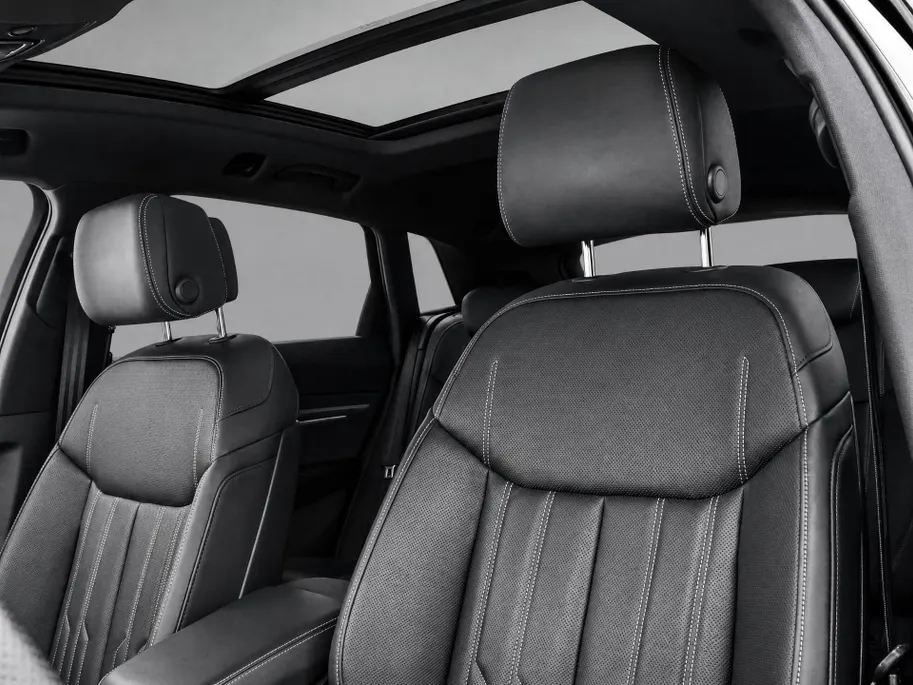Audi e-tron S 503pk Quattro 95 kWh · SOH 95,3% · Panoramadak · Stoelventilatie · Luchtvering · 360gr. Camera · Elek. Voorstoelen · B&O Audio · 21'' Inch · Leder ·