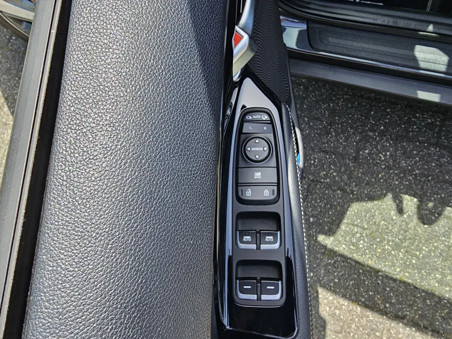 Kia Niro 1.6 GDi Hybrid DynamicLine |Navi |Camera