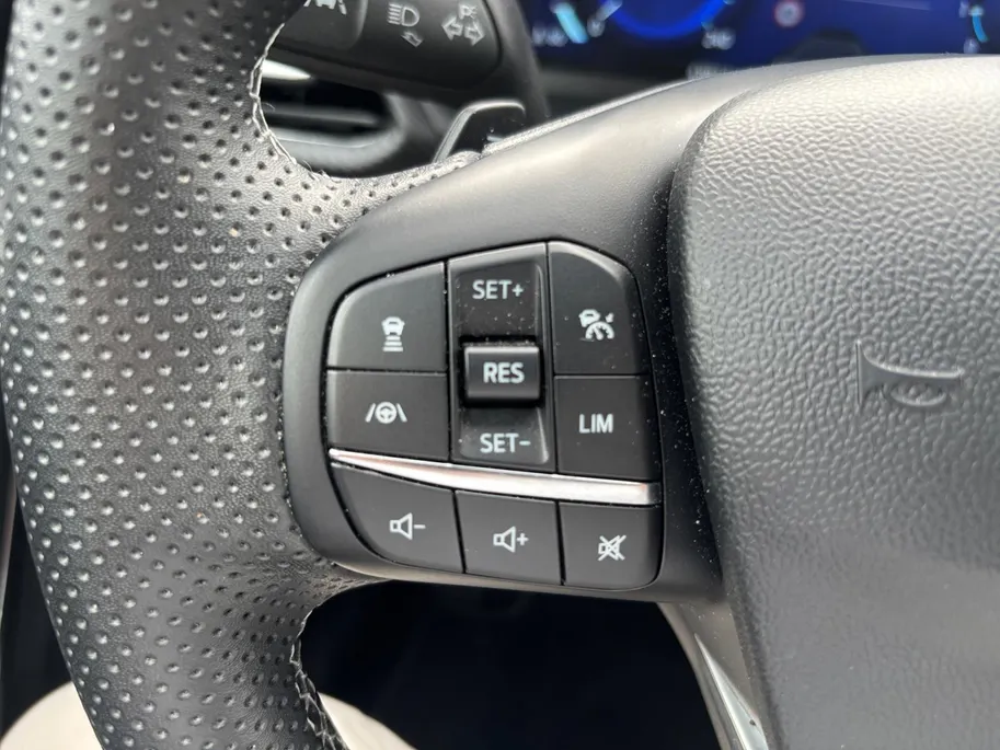 Ford Puma 1.0 EcoBoost Hybrid ST-Line X *Automaat*Navi+Camera*Climate Control*Schuif/kanteldak*Adapt. Cruise Control*Winter Pack*Elekt. Achterklep*Zeer nette auto!