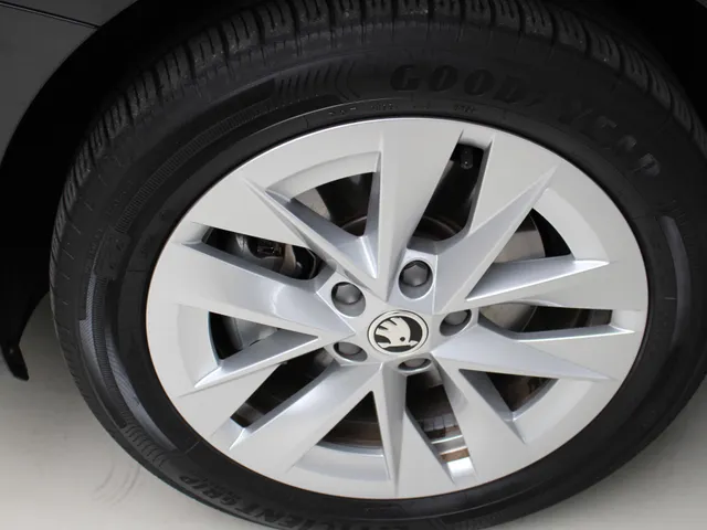 Škoda Octavia Combi 1.4 TSI iV PHEV Business Edition | Panoramadak |  Navigatie | PDC + Camera | Trekhaak