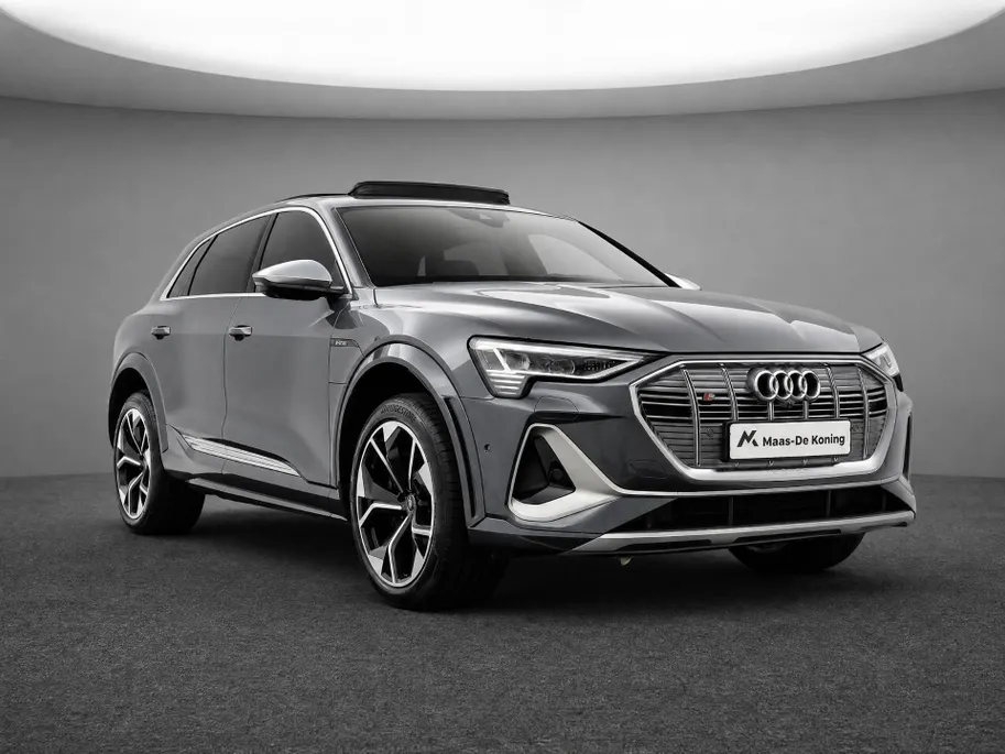 Audi e-tron S 503pk Quattro 95 kWh · SOH 95,3% · Panoramadak · Stoelventilatie · Luchtvering · 360gr. Camera · Elek. Voorstoelen · B&O Audio · 21'' Inch · Leder · EXTRA INRUILKORTING ·