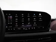 Audi A5 Avant 2.0 e-hybrid Quattro 299pk S-Tronic S Edition · 360 Camera · Inklap. Trekhaak · Bijrijdersscherm · Side Assist · Keyless · Matrix LED · Garantie t/m 05-08-2029 of 100.000km