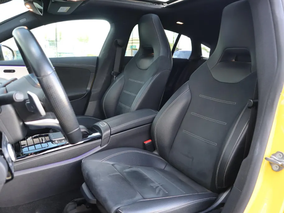 Mercedes-Benz CLA Shooting Brake 250e AMG Line Panorama dak l Stoelverwarming l Trekhaak
