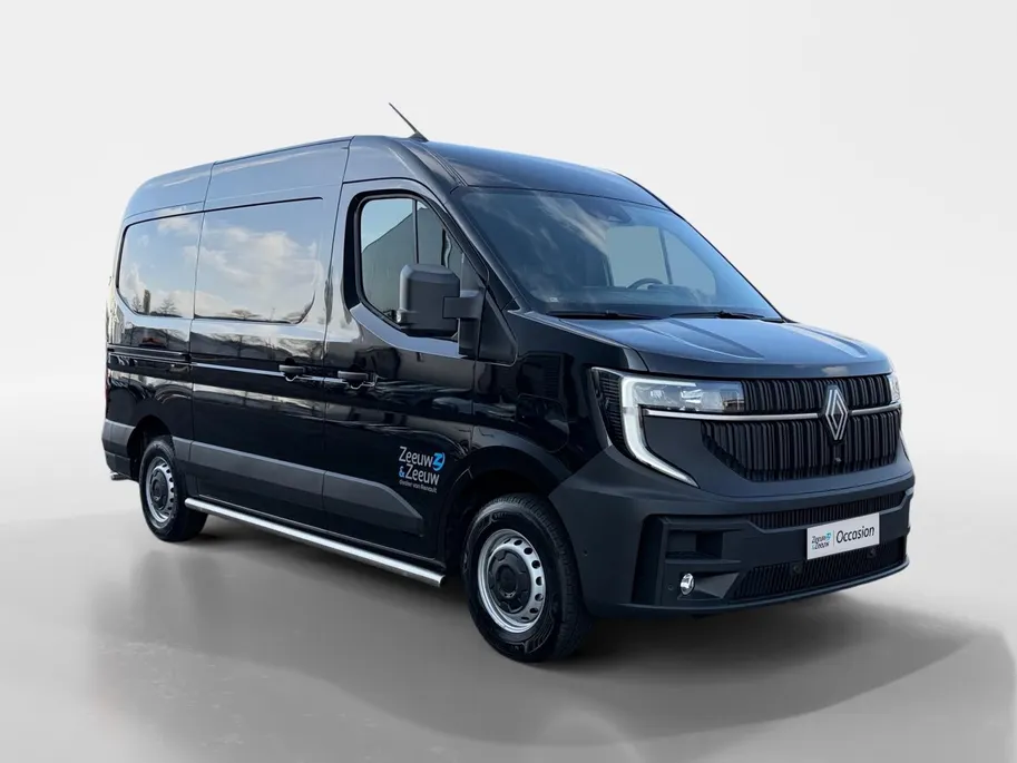Renault Master E-Tech T35 L2H2 Advance Long Range 87 kWh Automaat | DEMO | Trekhaak | RVS Side & Backbar | Laadruimte Betimmering | Navi | Camera | Apple CarPlay/Android Auto | Full LED | Climate Control | Parkeersensoren |