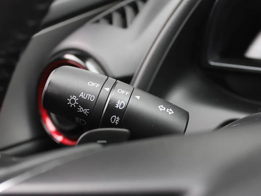Mazda CX-3 2.0 SkyActiv-G 120 GT-M | Stuur-/stoelverwarming | Leer | Dodehoek detectie | Camera | Bose | HUD | LED | 18' LM | Cruise adapt. | Navi | Clima |