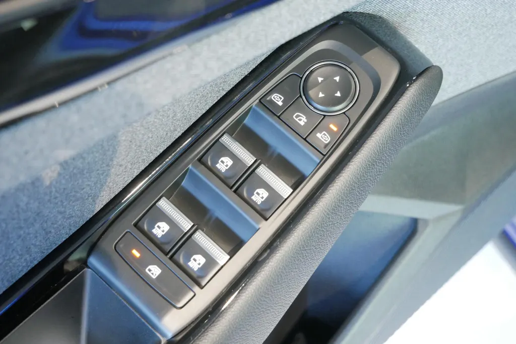 Renault Austral 1.2 E-Tech full hybrid 200 evolution *Automaat*Navi+Camera*Climate*Parkeersensoren*LM.Velgen*ETC..