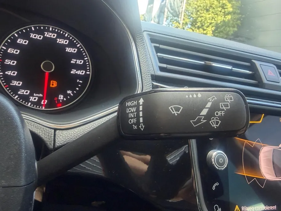 SEAT Ibiza 1.0 TSI FR Business Intense | Camera | Parkeersensoren | Apple Carplay & Android Auto | Cruise & Climate Control | Navigatie | 12 Maanden BOVAG Garantie