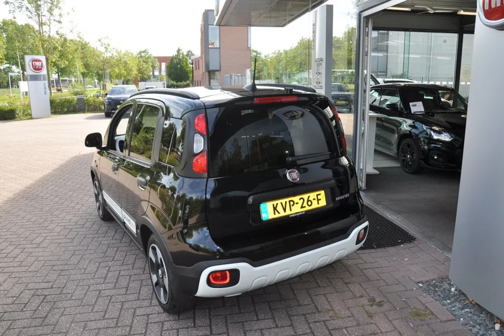 Fiat Panda 1.0 Hybrid Pandina Cross PDC Apple/Andoid