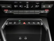 Audi A3 Sportback 45 TFSIe 272pk S-Tronic S edition Competition · Panoramadak · Camera · Lederen Bekleding · Elek. Achterklep · Elek. Bestuurdersstoel + Geheugen · Garantie t/m 26-10-2030 of 100.000km