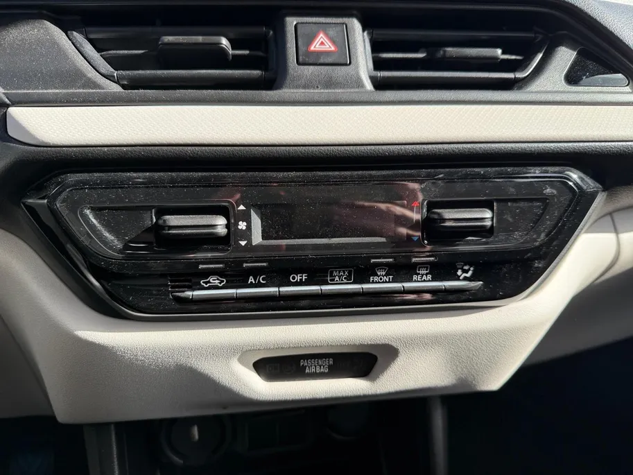 Suzuki Swift 1.2 Comfort Smart Hybrid | Apple Carplay & Android Auto | Parkeercamera | Keyless | Bel voor afspraak 030-2911111