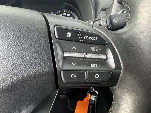 Hyundai Kona 1.0 T-GDI Comfort | Apple Carplay & Android Auto | LM Velgen | Climate Control | Navigatie