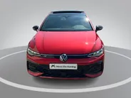 Volkswagen Golf 1.5 eTSI 150pk DSG R-Line Edition · Panoramadak · Apple/Android Car Play · Camera + Parkeersensoren · Garantie t/m 28-07-2030 of 100000km.