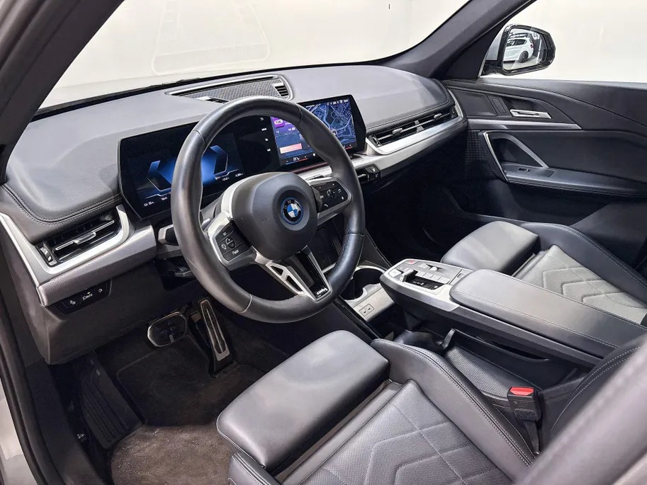 BMW iX1 eDrive20 67 kWh