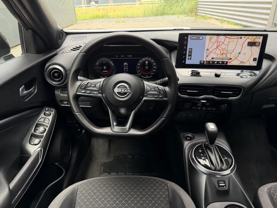 Nissan Juke 1.6 Hybrid N-Connecta | Achteruitijcamera | Parkeersensoren voor- en achter | Climate control | Navi | Apple/Android Carplay | Keyless entry/start | Digital dashboard | LMV