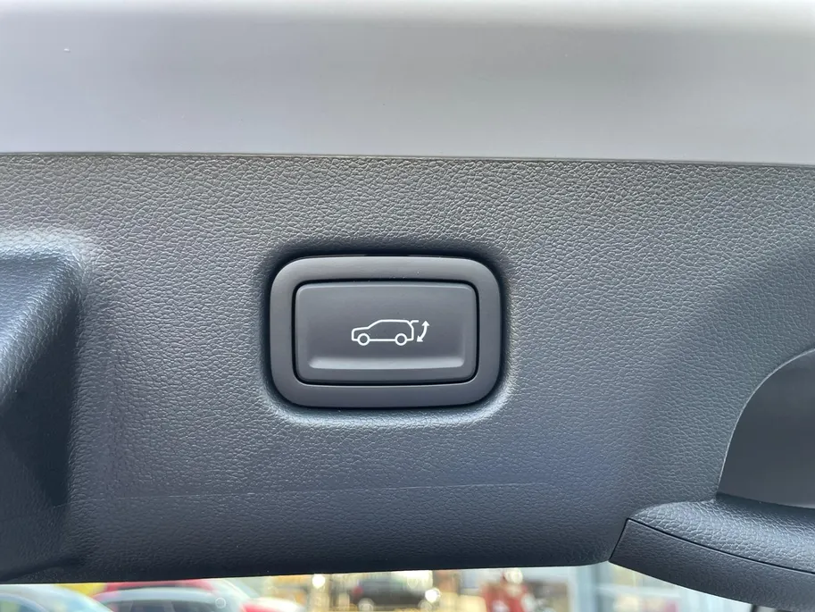 Hyundai Kona 1.6 GDI HEV Premium | Lederen bekleding| Stoelverwarming V+A | Bose |360 graden camera|