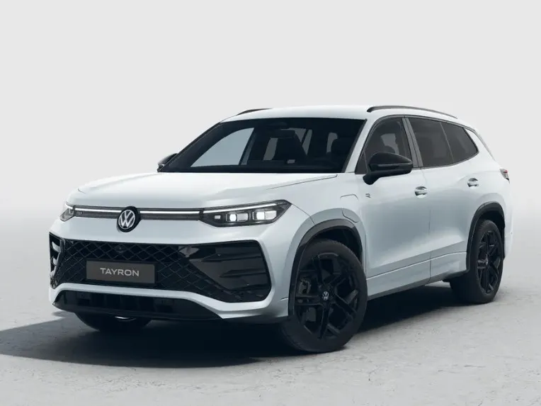 Volkswagen Tayron R-Line Edition 1.5 eHybrid 204 PK 6 versn. DSG · Black Style Pakket · Panoramaschuif-kanteldak · Trekhaak inklapbaar, met elektrische ontgrendeling, incl. aanhangermanoeuvreerhulp Trailer Assist ·