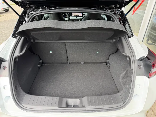 Nissan Juke Hybrid 143pk N-Design | NIEUW | € 4.000 korting | Cold Pack | Technology Pack | App Connect | 360-Camera | Blind Spot | Keyless