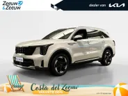 Kia Sorento 1.6 T-GDi Plug-in Hybrid 4WD DynamicPlusLine 7p | Apple Carplay / Android Auto | Navigatiesysteem | Licht + Regensensor | Stoel + Stuurverwarming | Elektrisch Verstelbare Bestuurdersstoel | Elektrisch Bedienbaar Schuif / Kanteldak | Elektrisch bedienbare 