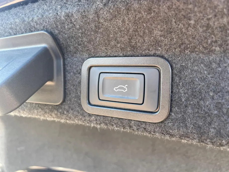 Audi A6 Limousine 50 TFSI e quattro Business edition *Automaat*Navi+360Camera*Schuif/kanteldak*Climate Control*Stoelverwarming/ventilatie*Elekt. Achterklep*Memory stoelen*Nette auto!