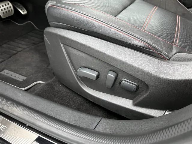 Renault Arkana E-Tech Hybrid 145PK R.S. Line RS Alpine | CAMERA | ADAPTIVE CRUISE | STOELVERWARMING