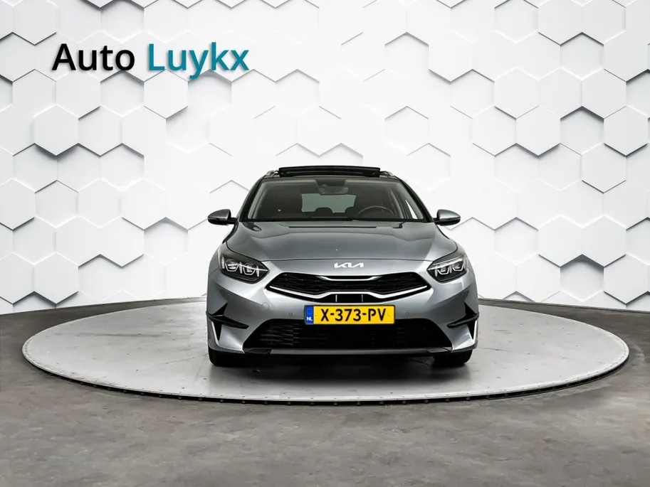 Kia Ceed Sportswagon 1.0 T-GDi Executive Line | Panoramadak | Elektrische stoelen | Elektrische achterklep
