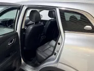 Renault Kadjar 140PK TCe Intens Automaat | Trekhaak (1500 KG) | Panoramadak | 19' Lichtmetalen Velgen | Stoelverwarming | Navi | Camera | Climate Control | Adaptieve Cruise Control | Leder |
