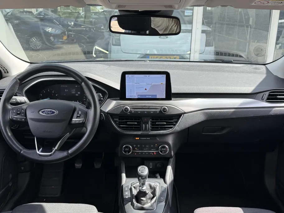 Ford Focus Wagon 1.0 EcoBoost Titanium +