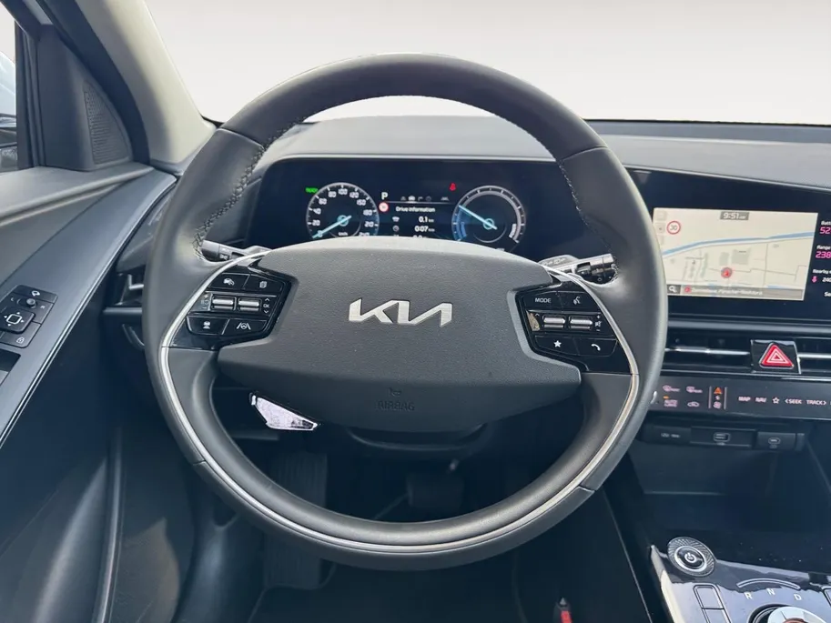Kia Niro EV DynamicLine 64.8 kWh | Navigatie | LM-Velgen | Climate control | adaptieve cruise control | Keyless | Trekhaak