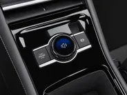 Volkswagen Tiguan 1.5eTSI/150PK R-Line · Panoramadak · Trekhaak · 360°Camera + Parkeersensoren · Garantie t/m 28-03-2028 of 100000km.