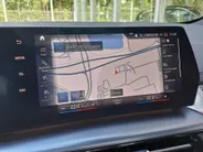 BMW 2 Serie Active Tourer 220i AUTOMAAT | Sensoren | Navigatie | Cruise | 360 Camera | Head-up display | Elektrisch verstelbare stoel | Apple Carplay/Android Auto