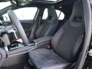 Mercedes-Benz A-Klasse 250 e Business Solution AMG