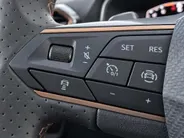 CUPRA Leon 1.4 e-Hybrid 204pk DSG Business · Camera · Stoel & Stuurwiel verwarming · Apple/Android Car Play · 18'' Velgen · Adaptive Cruise Control · Dodehoeksensor ·  Garantie t/m 28-12-2027 of 100.000km