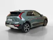 Kia Niro 1.6 GDi PHEV DynamicPlusLine | Apple Carplay / Android Auto | Navigatiesysteem | Stoel  + Stuurverwarming | Elektrisch Schuif / Kanteldak | Licht + Regensensor | Parkeersensoren Voor + Achter | ParkeerCamera  Achter | Elektrisch Bedienbare Achterklep | 18