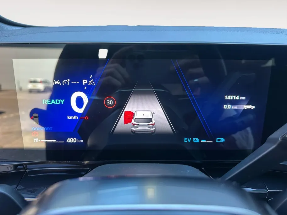 Renault Austral 1.2 E-Tech full hybrid 200 esprit Alpine | Automaat | 360 Graden Camera | Memory Stoelen | Automatische Achterklep | Adaptieve Cruise Control | Apple Carplay & Android Auto | 12 Maanden BOVAG Garantie