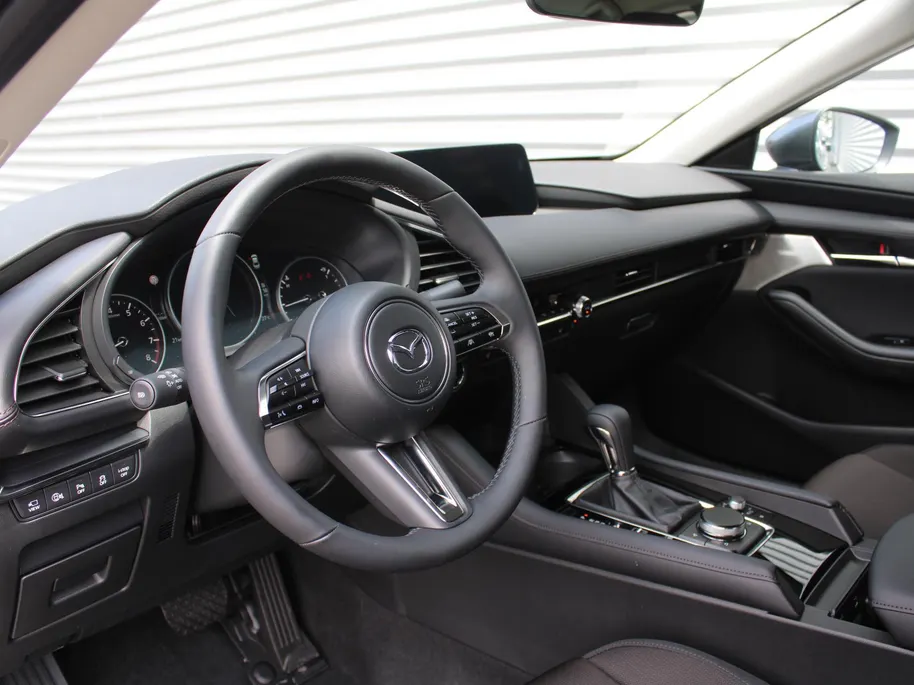 Mazda 3 2.0 e-SkyActiv-X M Hybrid 186 Exclusive-line | Automaat | Nieuw | Hoge korting | Uit voorraad leverbaar |