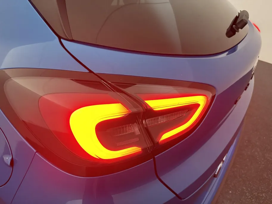 Ford Puma 1.0 EcoBoost Hybrid ST-Line X | Auto is nieuw, 900 km |