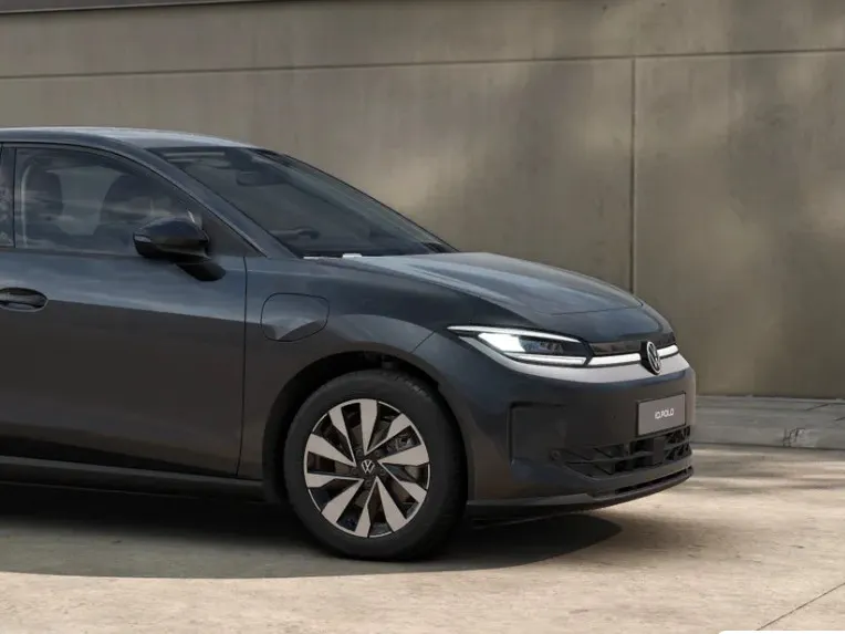 Volkswagen ID. Polo Life 52 kWh accu, 211 PK · Trekhaak afneembaar · Zijruiten achter en achterruit getint ·