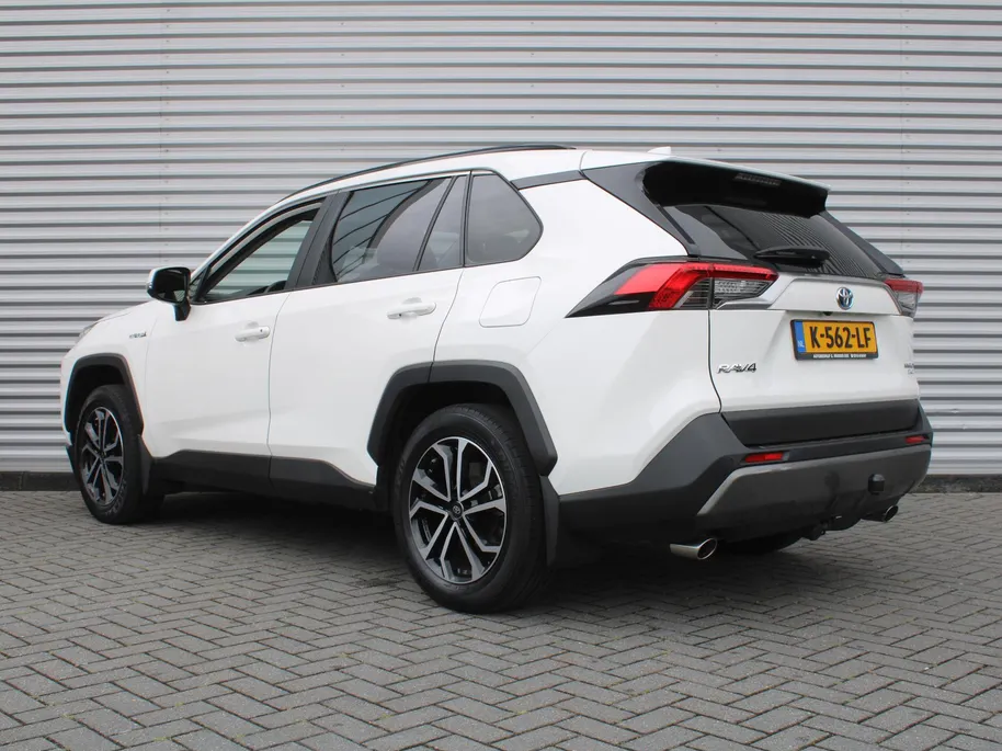 Toyota RAV4 2.5 Hybrid AWD Dynamic | 18' LM | Trekhaak | Camera binnenspiegel | 360 Camera | Cruise adapt. | Dodehoek detectie | Elek. achterklep | LM winterset |