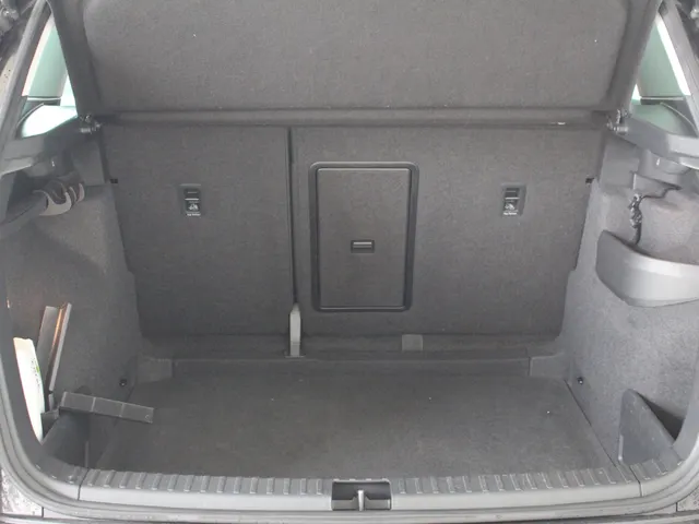 Škoda Karoq 1.0 TSI Clever Edition Android Auto / Apple Carplay | Climate Control | Stoelverwarming | PDC