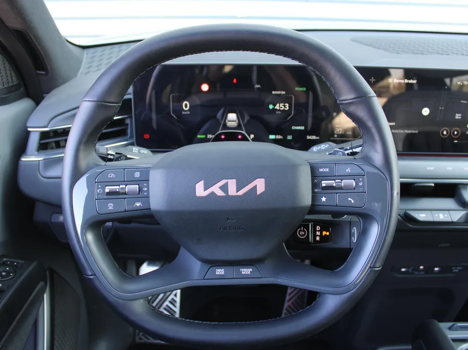 Kia EV9 GT-Line AWD 99.8 kWh | 7-zits | Stuur-/stoelverwarming + ventilatie v+a | 360 Camera | Schuifdak | Elek. stoelverstelling +  achterklep | HUD | Leer | 21" LM |