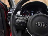Kia Stonic 1.0 T-GDi MHEV DynamicPlusLine Dealer onderhouden | Trekhaak | Climate control | Navigatie |