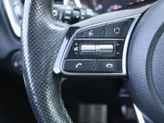 Kia ProCeed 1.4 T-GDI GT-Line | Trekhaak | Stuur-/stoelverwarming | Schuifdak | Camera | Cruise | Navi | 17" LM | Clima | LED |