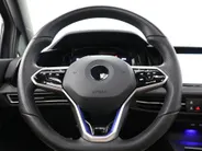 Volkswagen Golf 1.4 245pk DSG eHybrid GTE · Panoramadak · Camera · Apple/Android Car Play · Stoelverwarming · Navigatie · P-Sensoren · Park Assist · 19'' Inch ·